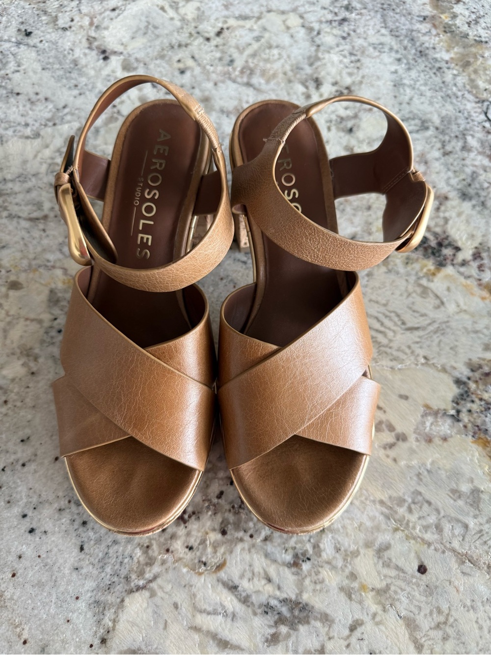 Aerosoles Women’s Zephyr Platform Sandal in Tan Leather, Size 8